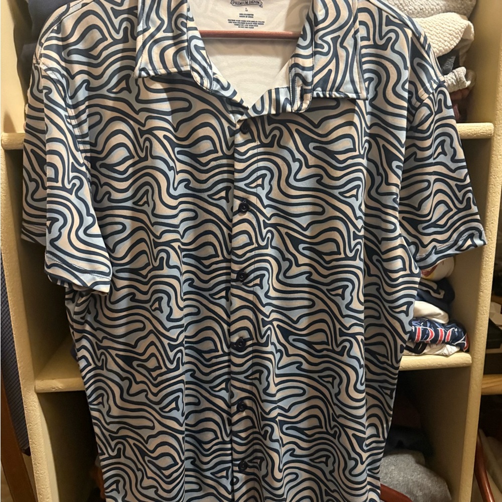 Daniel Cremieux Black and White Abstract Pattern Shirt